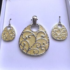 Set of 2‎ Pendant and Earrings Set Silver-tone Yellow Enamel